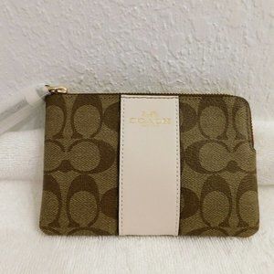 NWT COACH F58035 Wristlet Wallet MSRP 78$